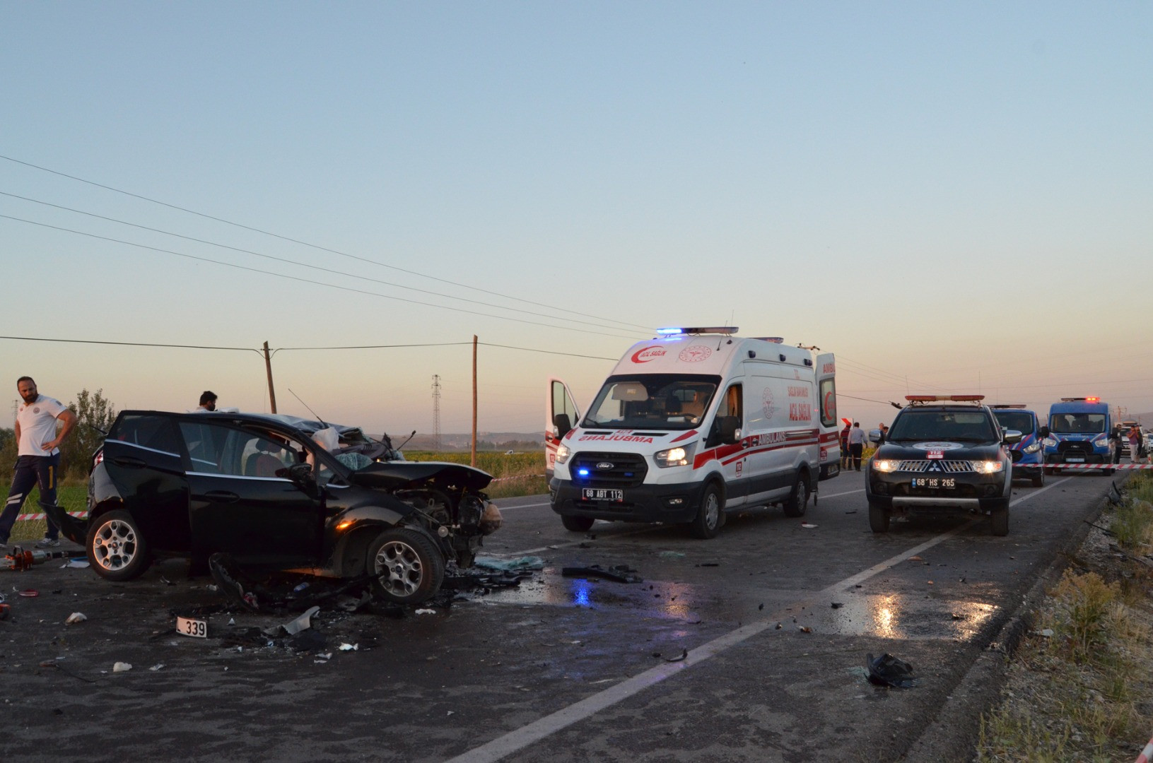Aksaray'da katliam gibi kaza. Cadde kan gölüne döndü - Resim: 7