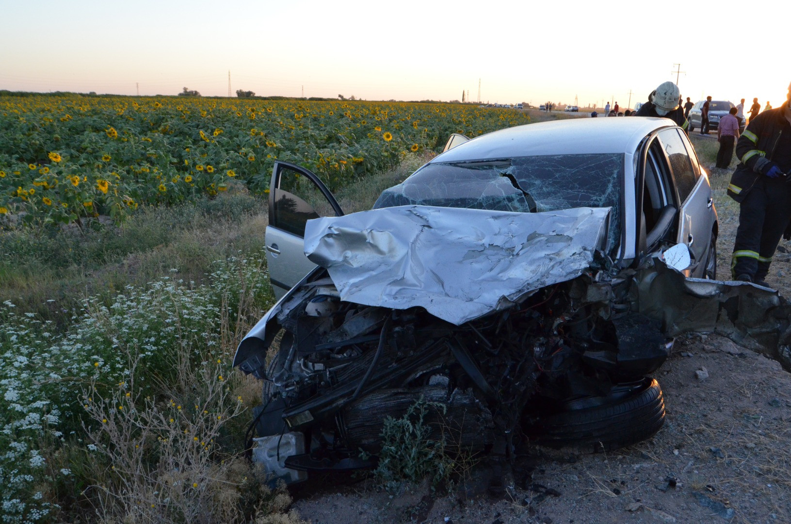 Aksaray'da katliam gibi kaza. Cadde kan gölüne döndü - Resim: 4
