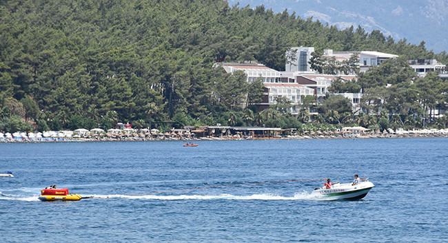 500 bin tatilci gitti Marmarisliler rahat bir nefes aldı - Resim: 1