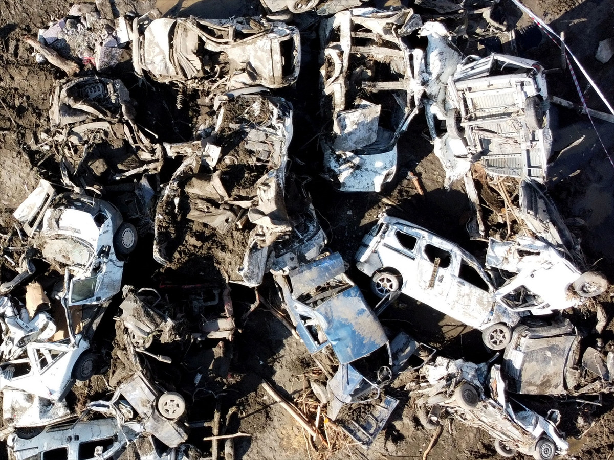 Bozkurt'ta enkaz temizliği devam ediyor - Resim: 2