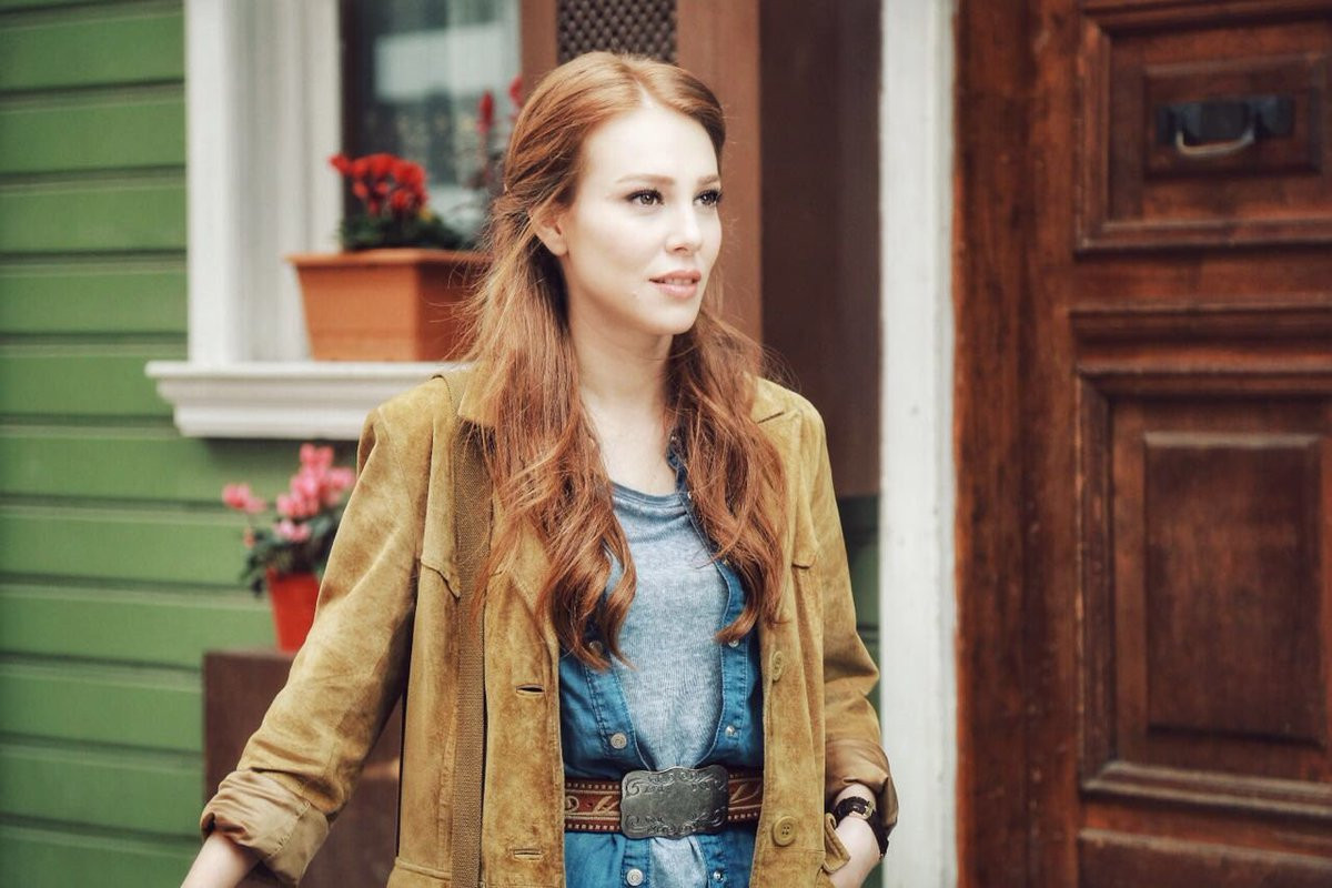 Elçin Sangu'nun yeni saçları olay oldu - Resim: 6