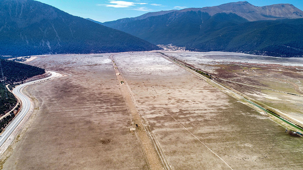 Tamamen kurudu! Artık hayvanlar otluyor - Resim: 8