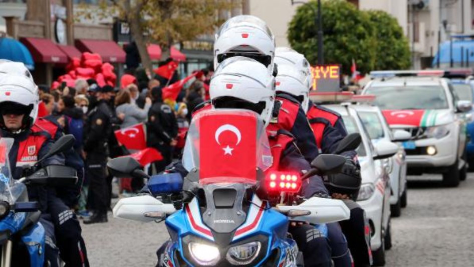 Cumhuriyet'in 98. yılı 81 ilde böyle kutlandı - Resim: 9