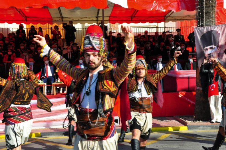 Cumhuriyet'in 98. yılı 81 ilde böyle kutlandı - Resim: 5