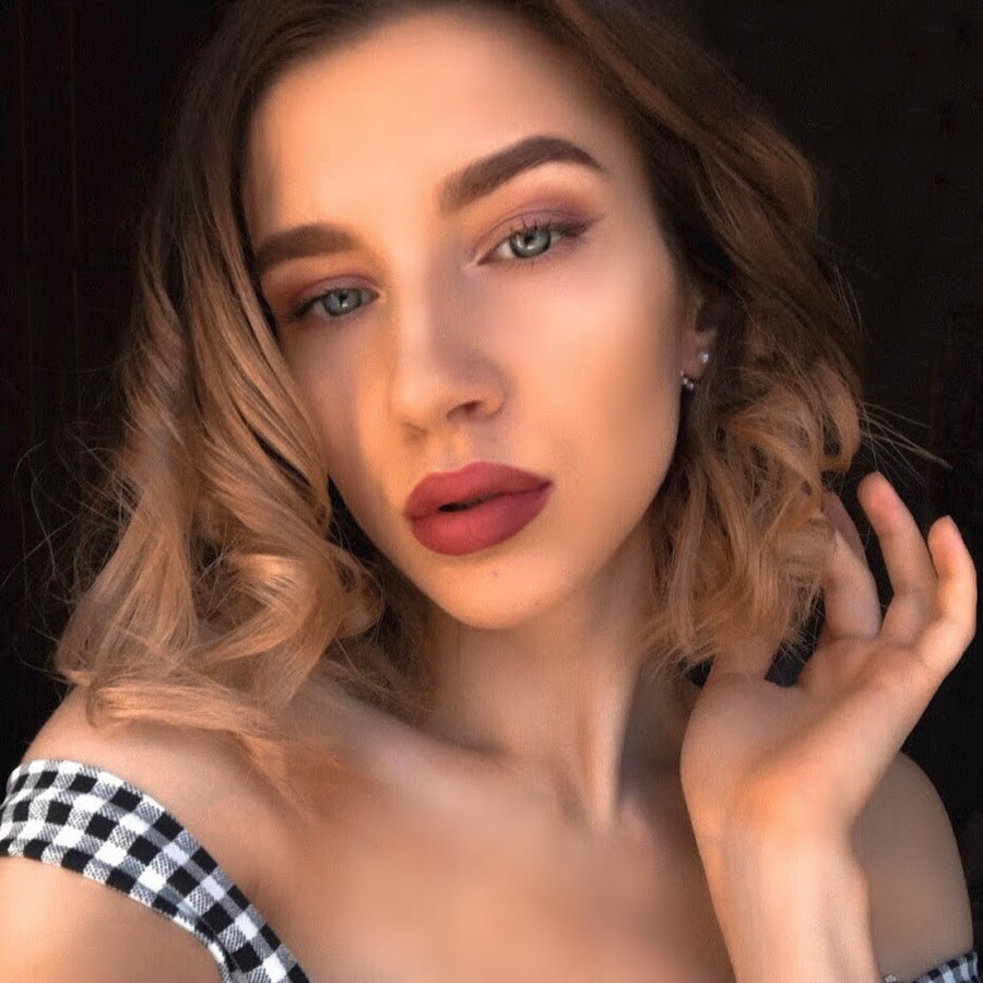 Kızıl Meydan'da kız arkadaşıyla cinsel ilişkiye girdi - Resim: 13