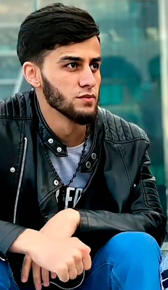 Kızıl Meydan'da kız arkadaşıyla cinsel ilişkiye girdi - Resim: 12