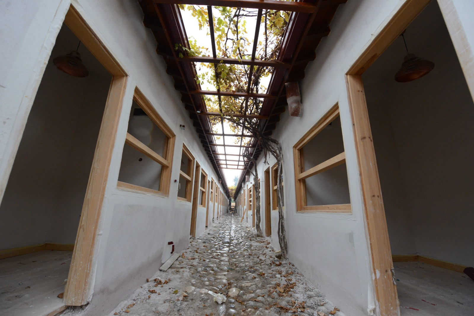 ‘Dünyanın en dar sokağı’ açılıyor. Tıklım tıklım olacak - Resim: 11