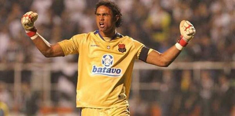 Son paylaşımı herkesi ayağa kaldırdı! Ünlü kaleci sevgilisini öldürüp köpeklere yedirmişti… - Resim: 13