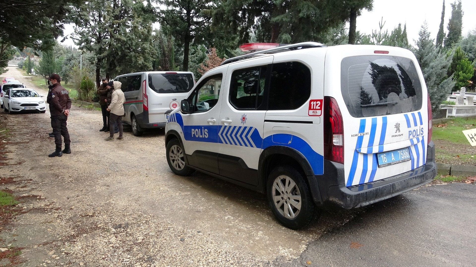 Babalık davasında ünlü tekstilci Ahmet Necati Yılmaz’ın mezarı açıldı - Resim: 4