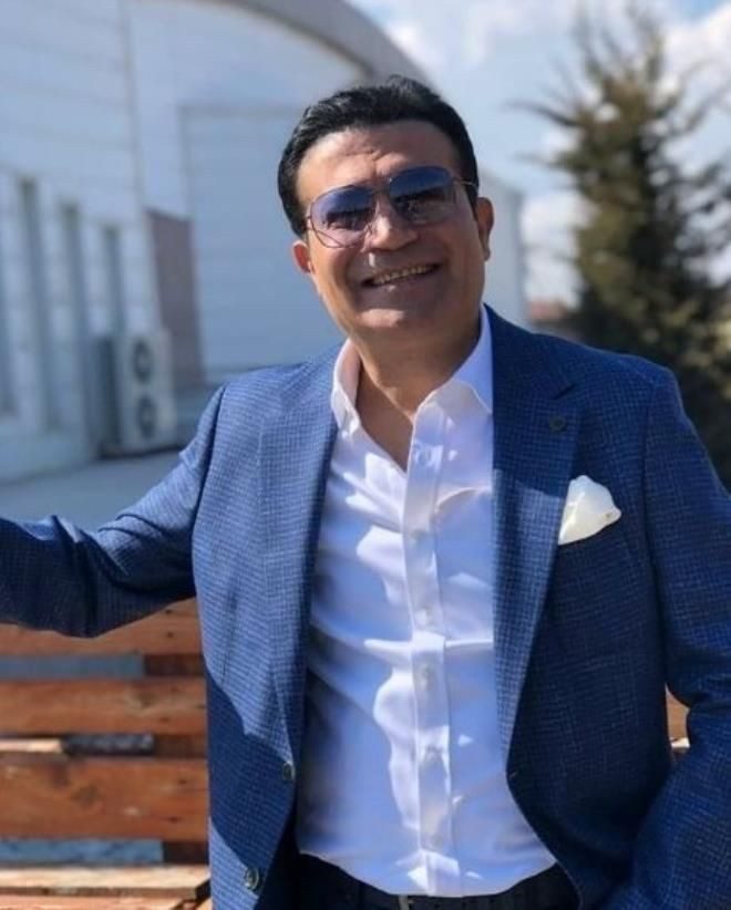 Sanat dünyası büyük kayıplar verdi! İşte 2021 yılında vefat eden ünlüler - Resim: 10