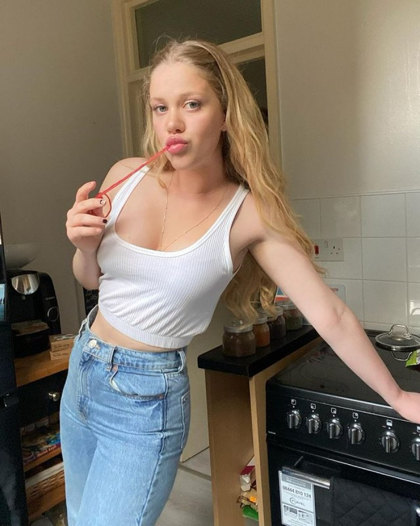 Aleyna Tilki, Serel Yereli ile konuşurken Türk kızlarına 'Kezban' dedi - Resim: 5