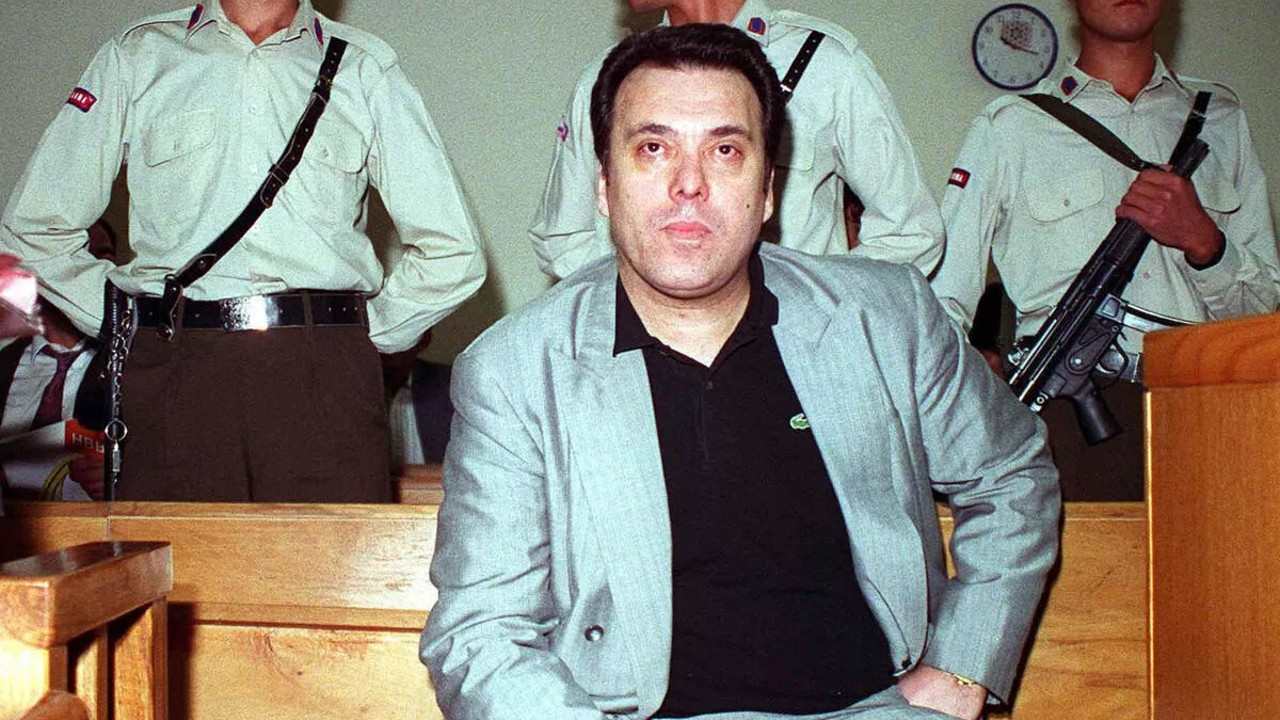 Galata Kulesi'ni satandan devletten kaçırana... İşte dünyadaki en ünlü dolandırıcıların listesi - Resim: 3