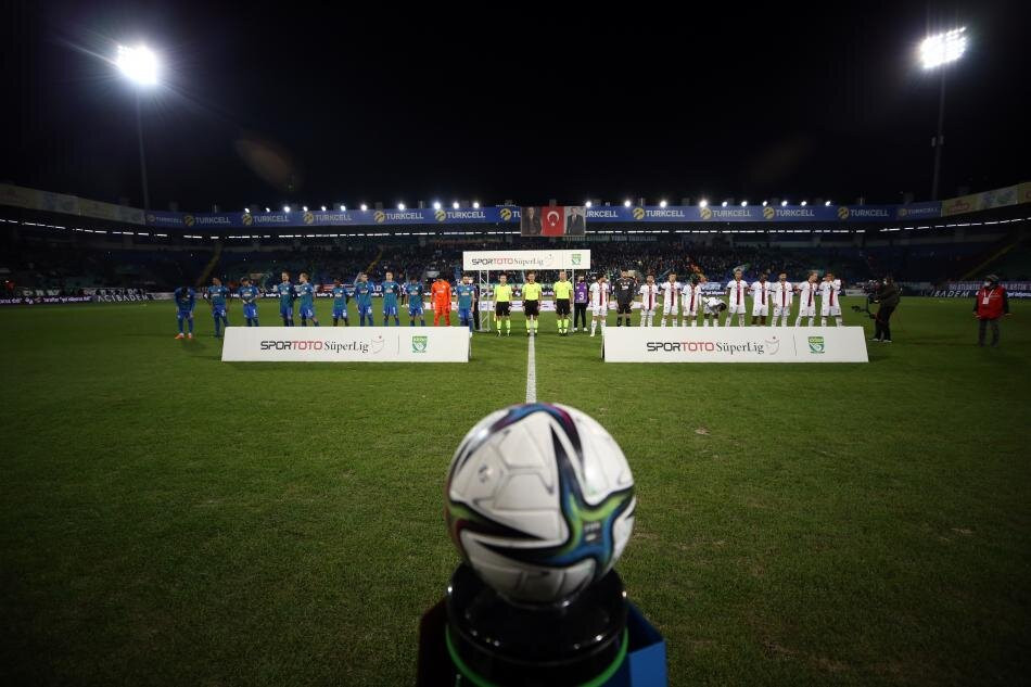 Ç.Rizespor - Beşiktaş maçından sonra olay yaratan sözler! 'Dua et seni dövmediler' - Resim: 14