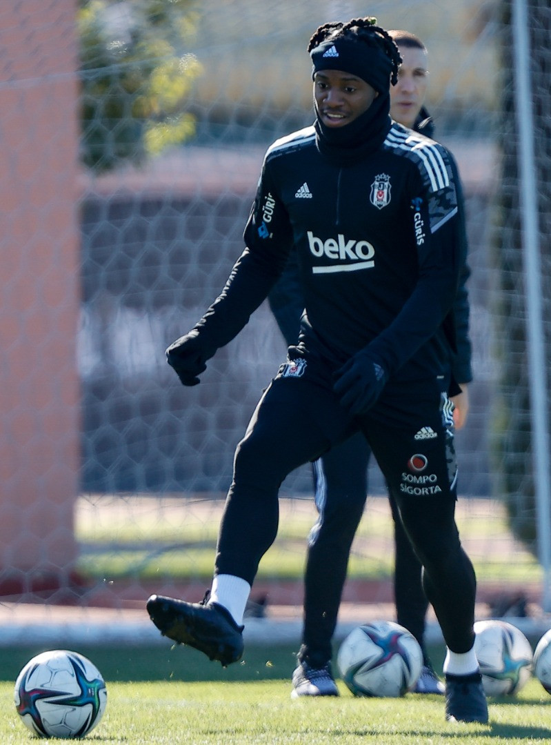 Beşiktaş 10 eksikle çalıştı - Resim: 6