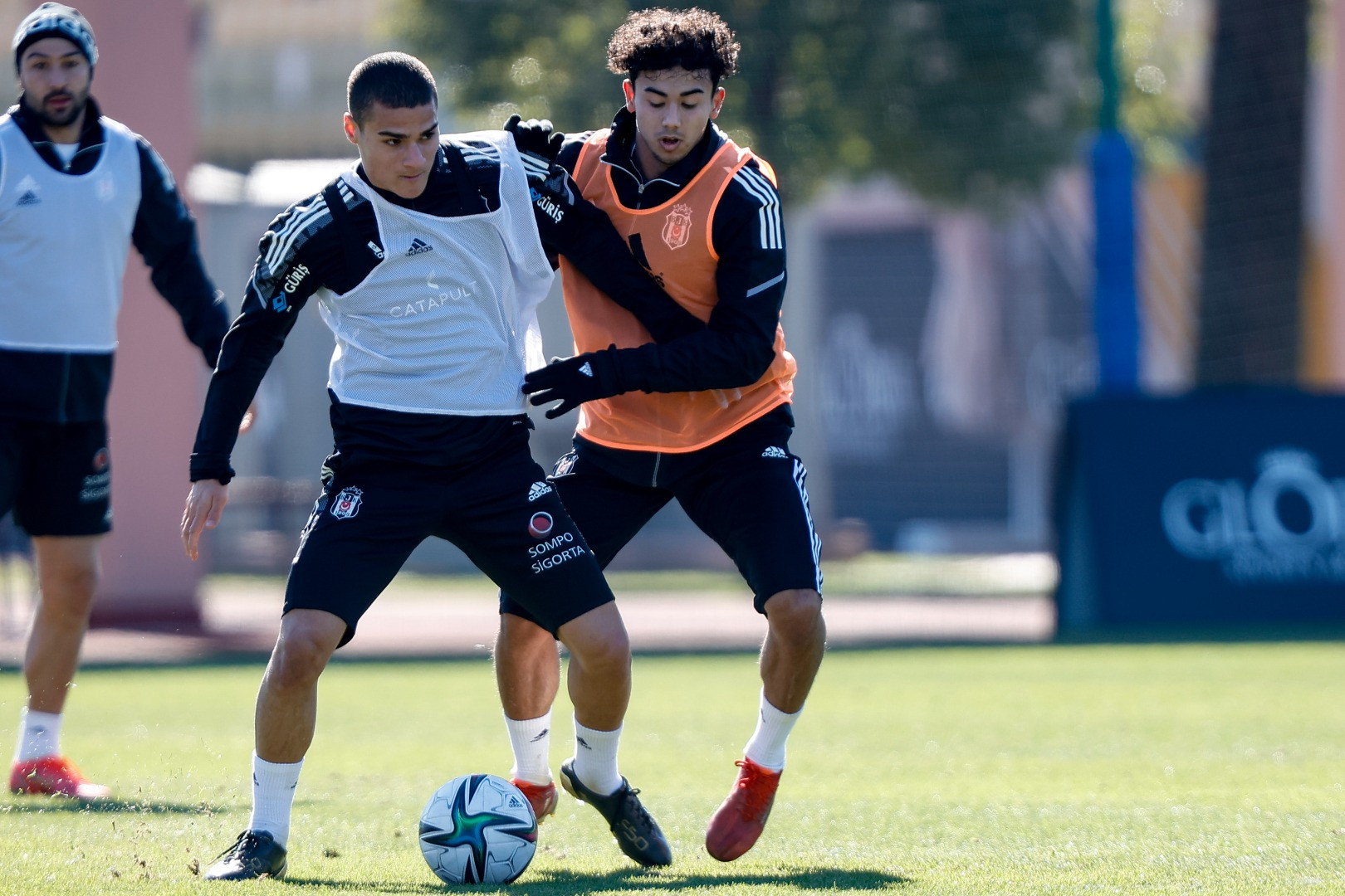 Beşiktaş 10 eksikle çalıştı - Resim: 1