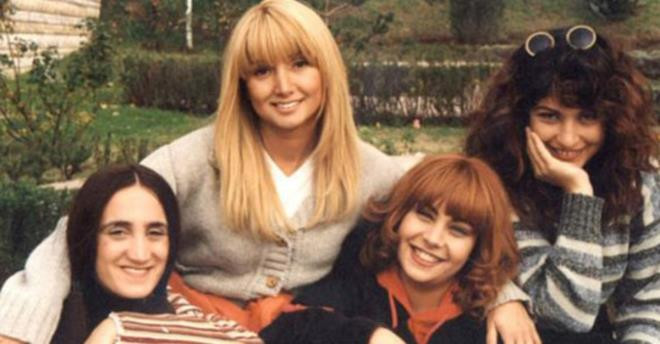 Yayınlandıkları dönem herkesi televizyona kilitleyen 15 nostaljik Türk dizisi - Resim: 5