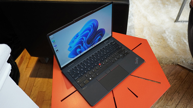 Lenovo'dan yeni laptoplar tanıtıldı. İşte özellikleri... - Resim: 9