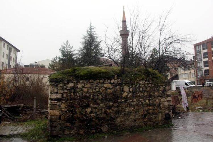 622 yıllık hamam ardiye oldu - Resim: 5