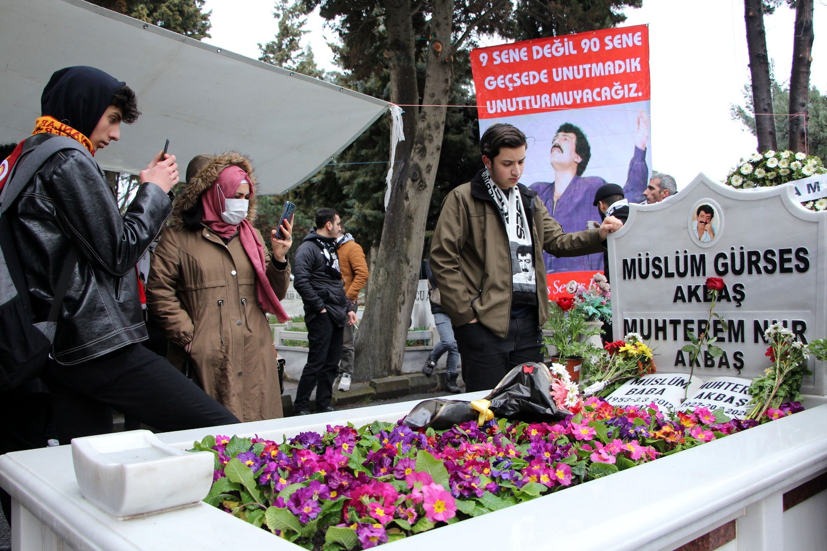 Müslüm Gürses ölümünün 9. yılında mezarı başında anıldı - Resim: 1