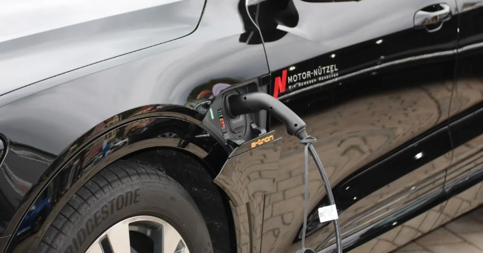 Benzinli ve mazotlu otomobillerde vergi sıfırlanıyor! - Resim: 1