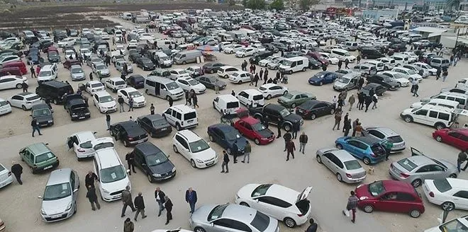 Uzmanlar: Otomobil fiyatlarında büyük düşüş olacak, bekleyin! - Resim: 1