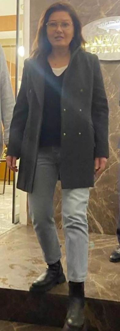 Nurgül Yeşilçay:''Azıcık yamuğum ama gayet iyiyim'' - Resim: 3