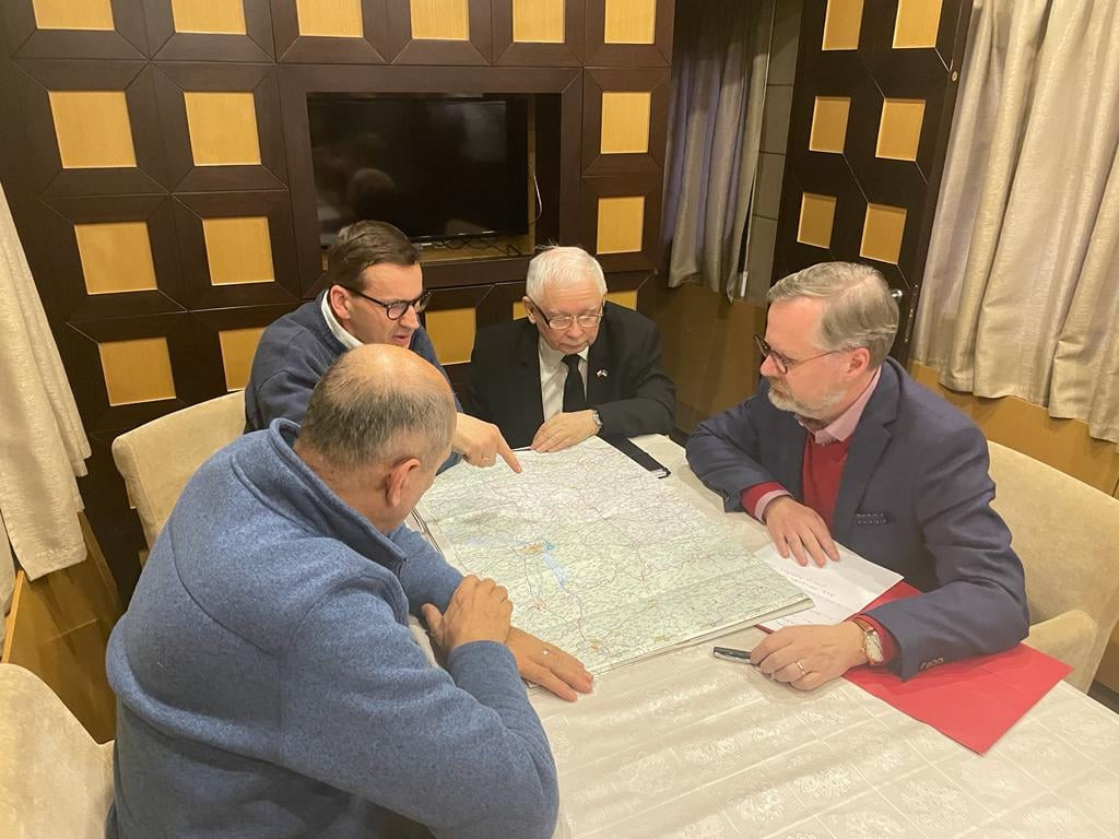 Polonya, Çekya ve Slovenya başbakanları Kiev'de - Resim: 11