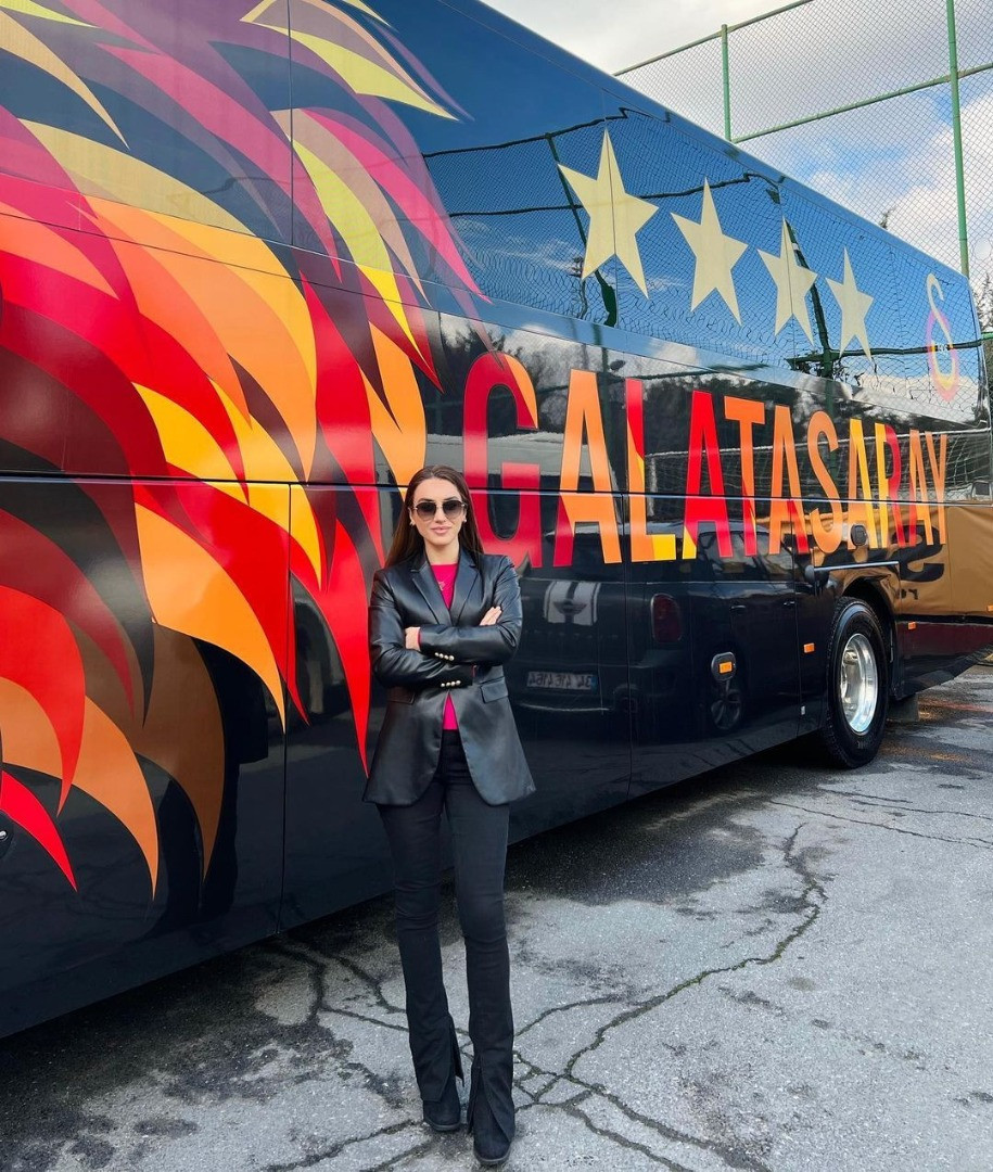 Yağmur Sarıoğlu artık otobüs şoförü - Resim: 3