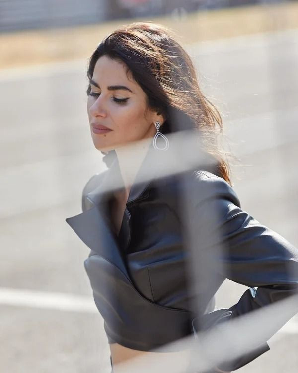 ''Üç Kuruş’' dizisinin Bahar’ı, Nesrin Cavadzade’den çarpıcı Budistlik itirafı - Resim: 13