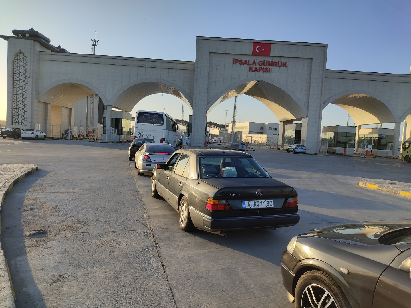 İpsala sınır kapısında 3 kilometre alışveriş kuyruğu - Resim: 5