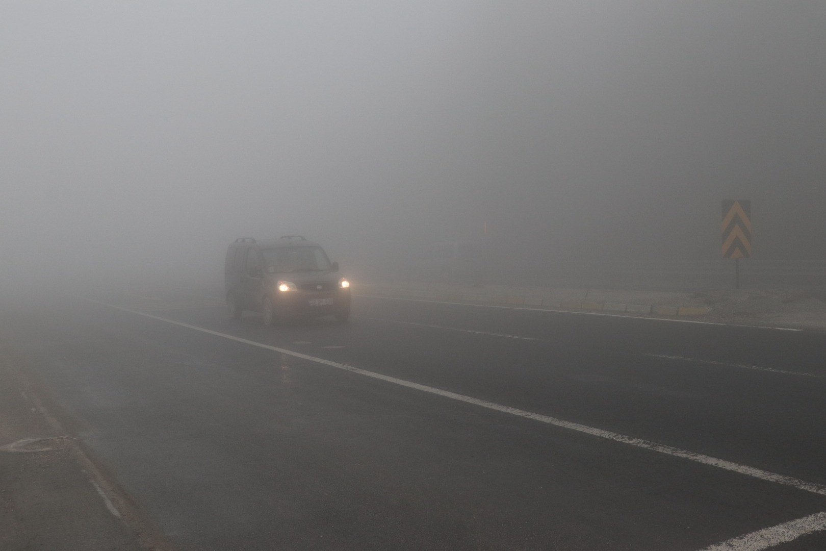 Bolu Dağı'nda etkili olan sis ulaşımı olumsuz etkiliyor - Resim: 8