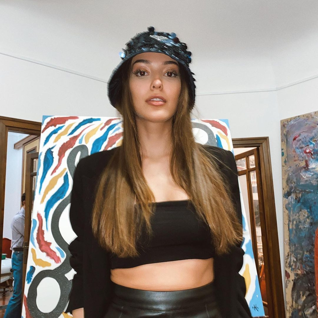 Dilan Çiçek Deniz hakkındaki o gerçek herkesi hayrete düşürdü! Henüz 15 yaşındayken... - Resim: 18