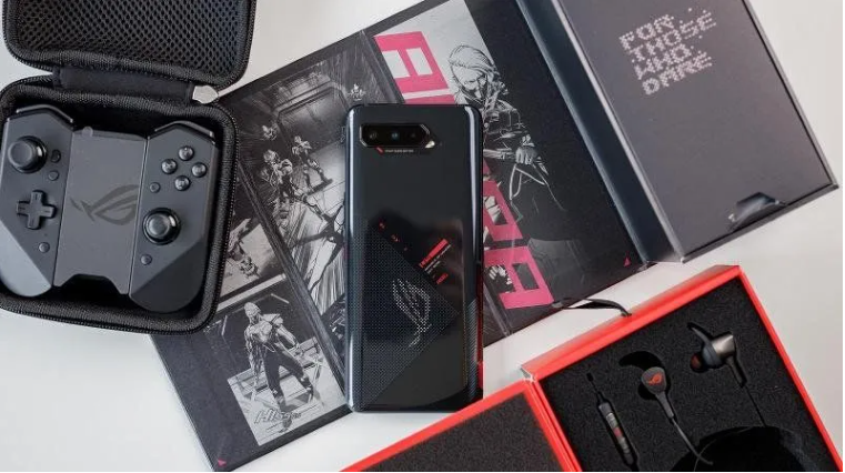 Oyun konsolu olarak kullanılabilecek telefonlar - Resim: 1