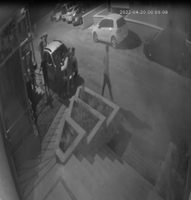 Hatay'da üniversitelilerin bıçaklı kavgası kameralara yansıdı - Resim: 3