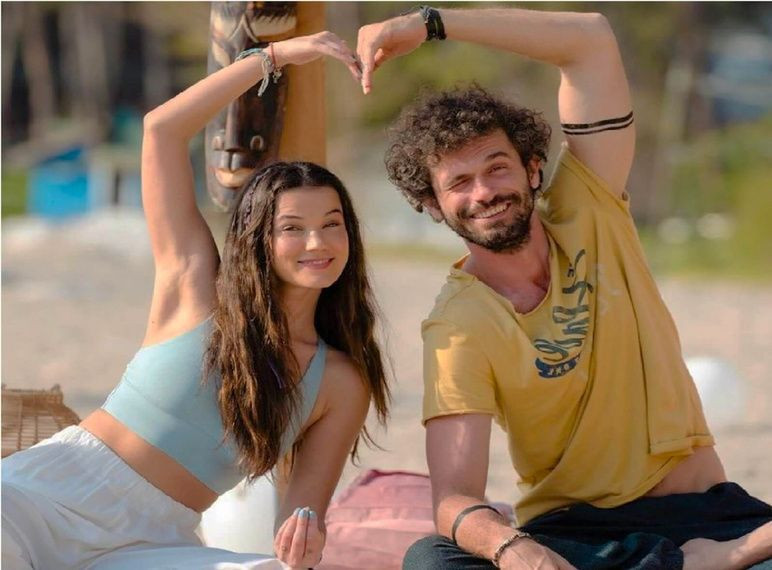 Pınar Deniz'den, rol arkadaşı hakkında heyecan verici açıklamalar. - Resim: 4
