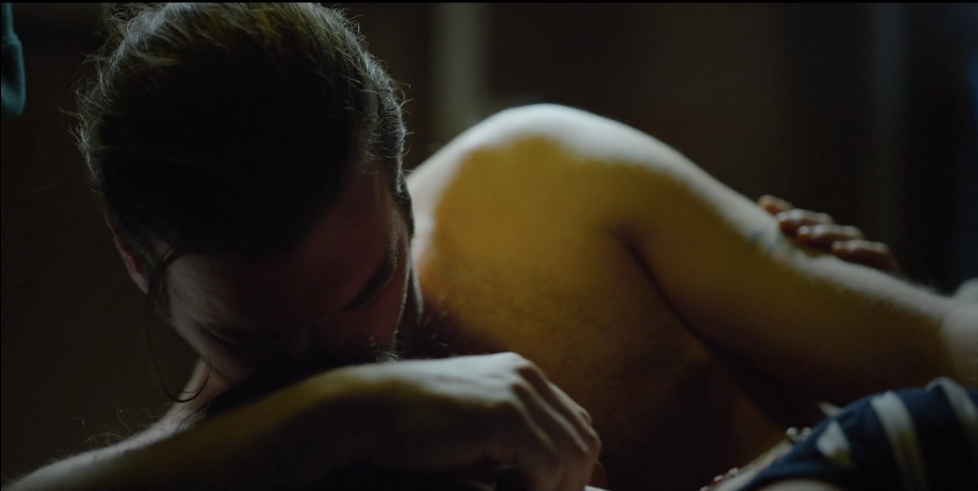 Skandal dizi ''Yakamoz S 245''de, Kıvanç Tatlıtuğ ve Özge Özpirinççi'nin sevişme sahneleri olay oldu - Resim: 15