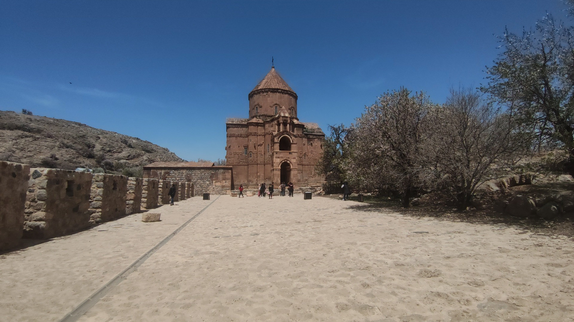 Akdamar Adası'nda ilkbahar güzelliği - Resim: 15