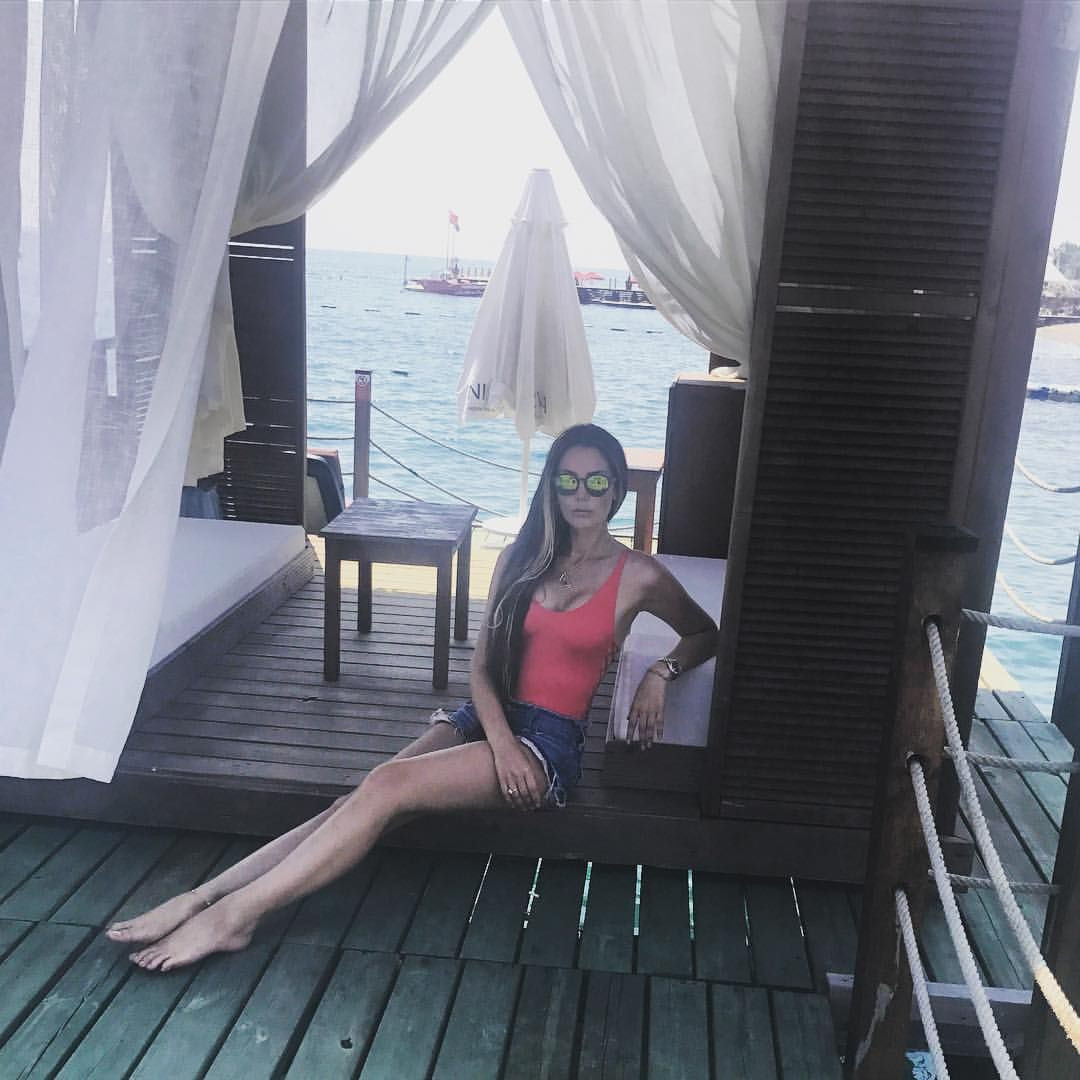 Reza Zarrab'ın aldığı iddia edilmişti! Petek Dinçöz'ün 800 bin dolarlık yeni evi ortaya çıktı - Resim: 16