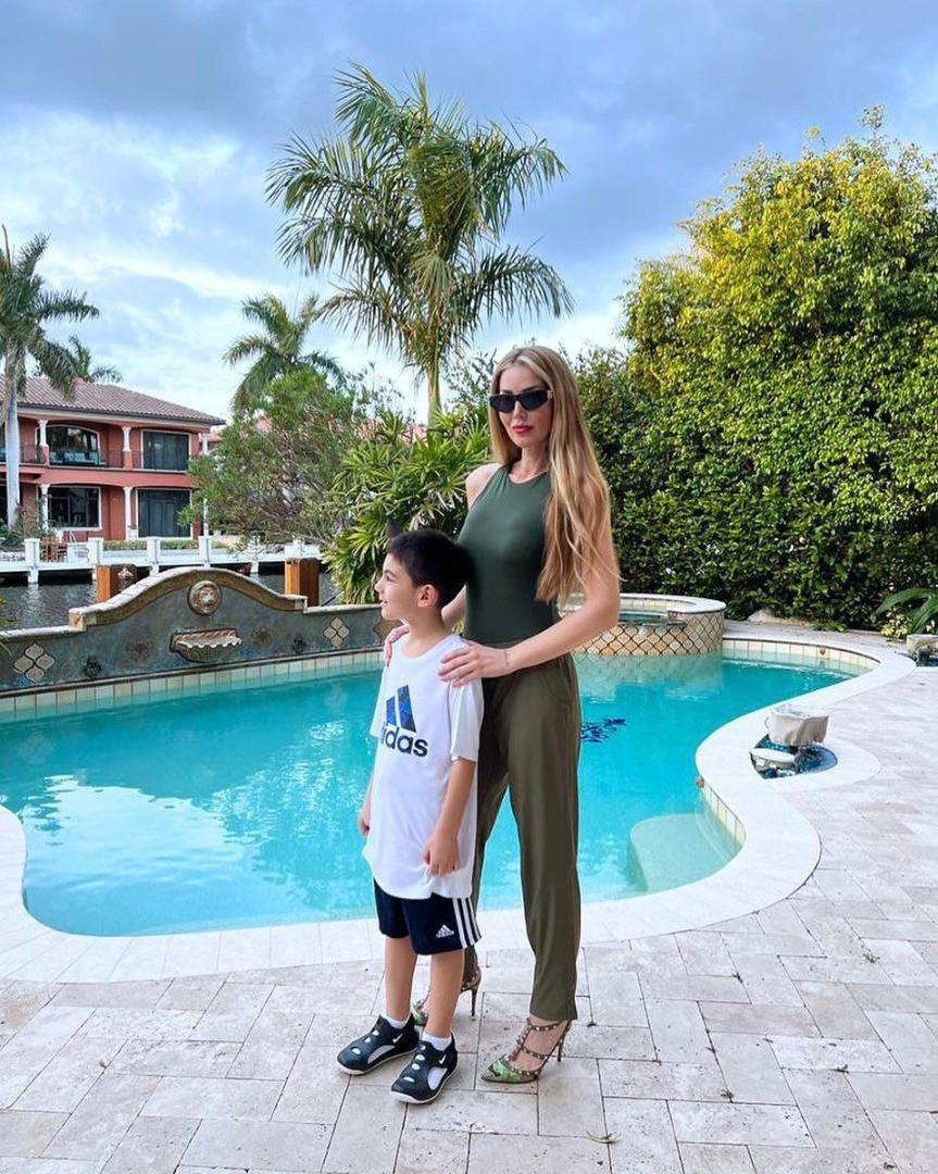 İddialara noktayı koydu! Petek Dinçöz Miami'deki lüks evini nasıl aldığını açıkladı - Resim: 18