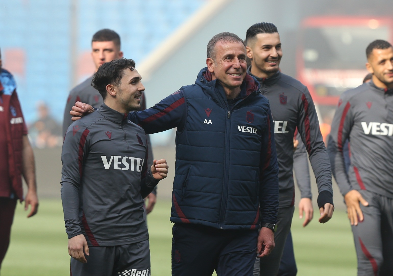 Trabzonspor'dan şampiyonluk kutlaması gibi antrenman - Resim: 33