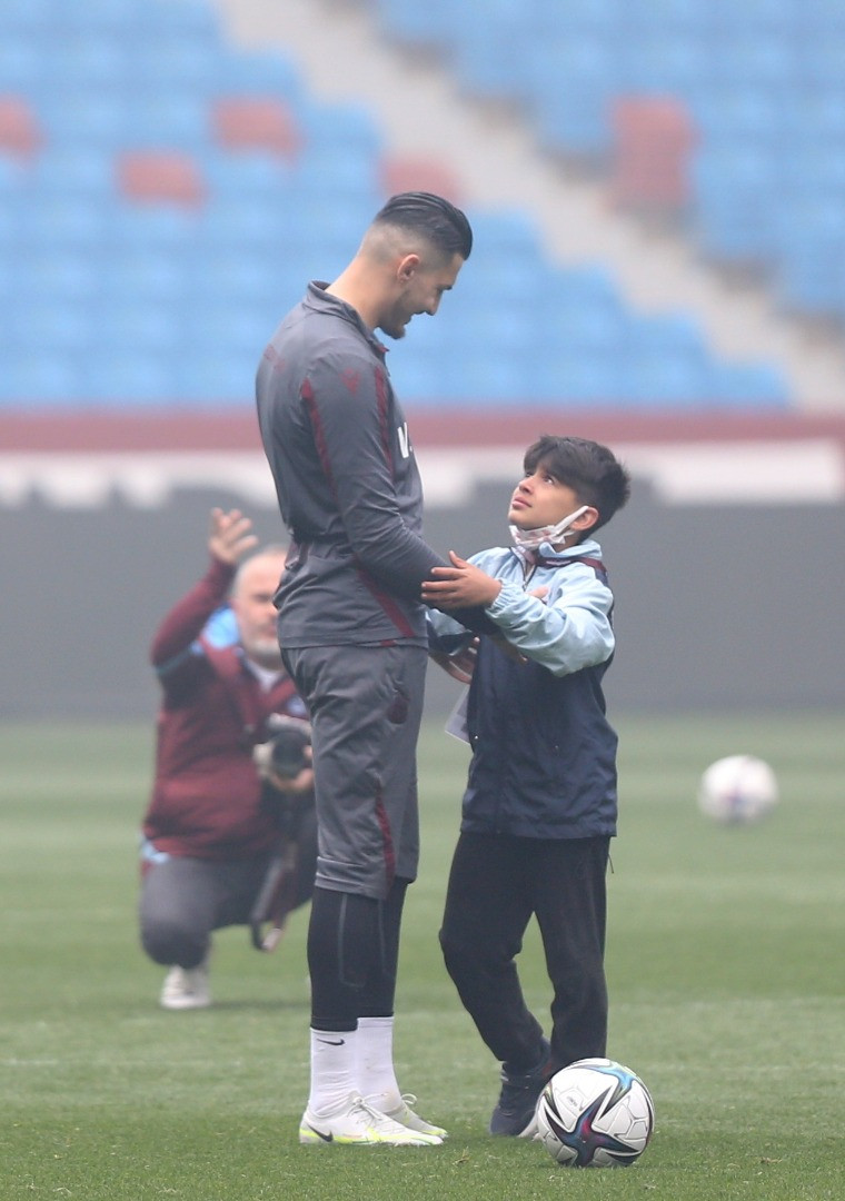 Trabzonspor'dan şampiyonluk kutlaması gibi antrenman - Resim: 23