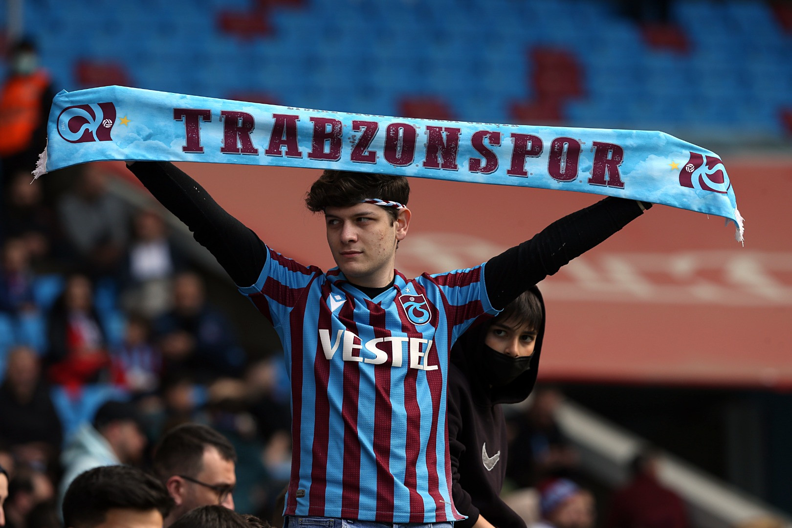 Trabzonspor'dan şampiyonluk kutlaması gibi antrenman - Resim: 30