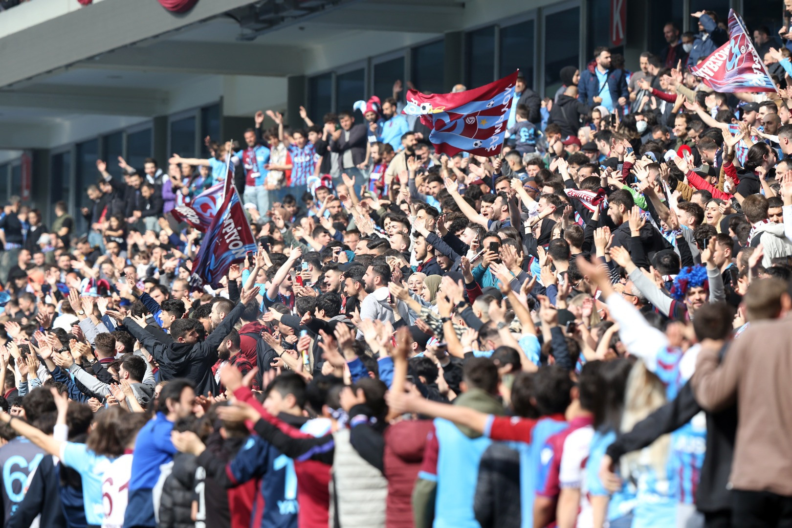 Trabzonspor'dan şampiyonluk kutlaması gibi antrenman - Resim: 28