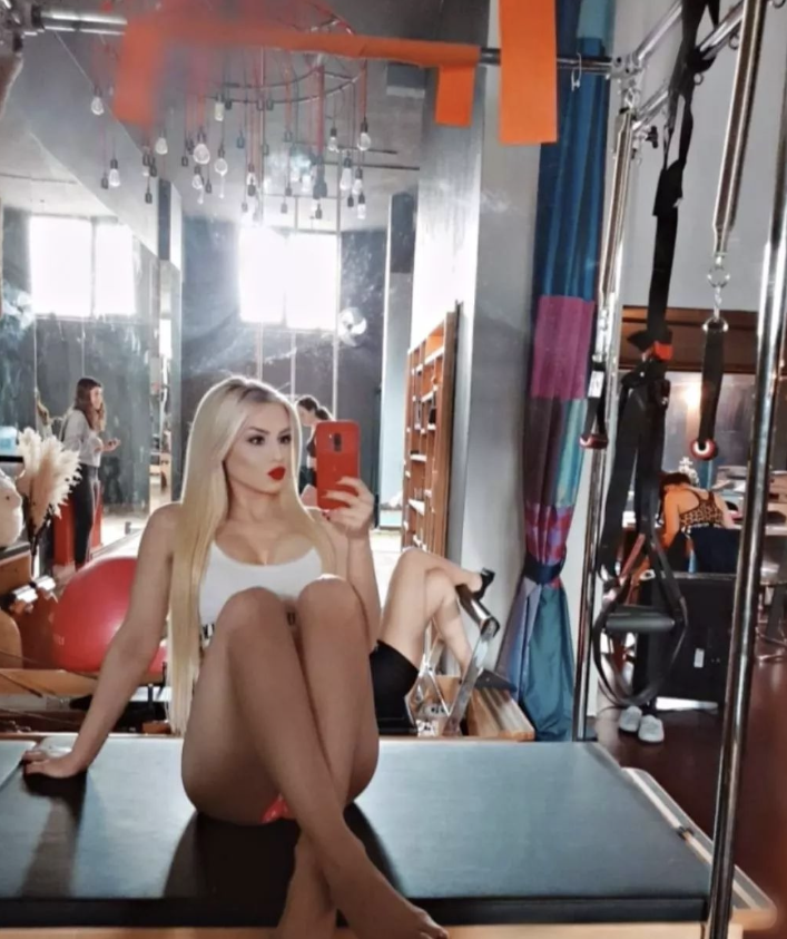 Serkan Kodaloğlu'nun yeni sevgillisi şarkıcı Maya - Resim: 16