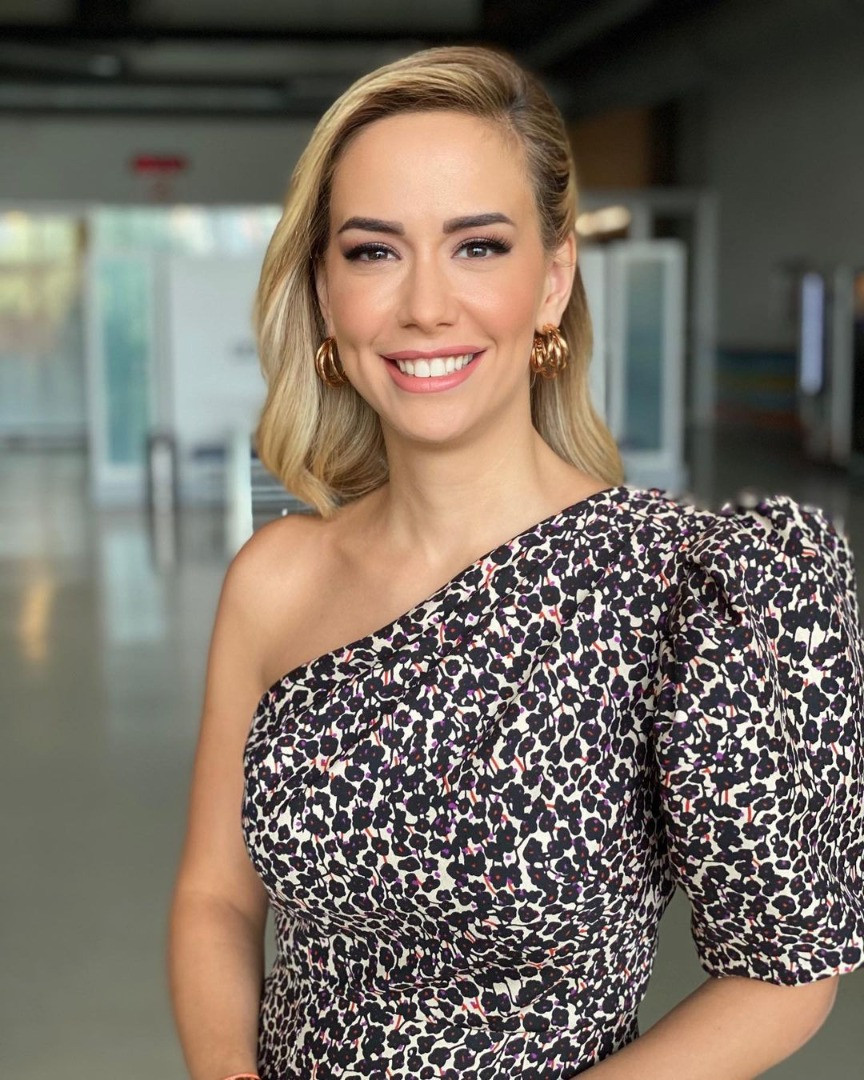 'Neler Oluyor Hayatta?' sunucusu Nur Tuğba Algül bakın kim çıktı! Meğer yıllar önce... - Resim: 21