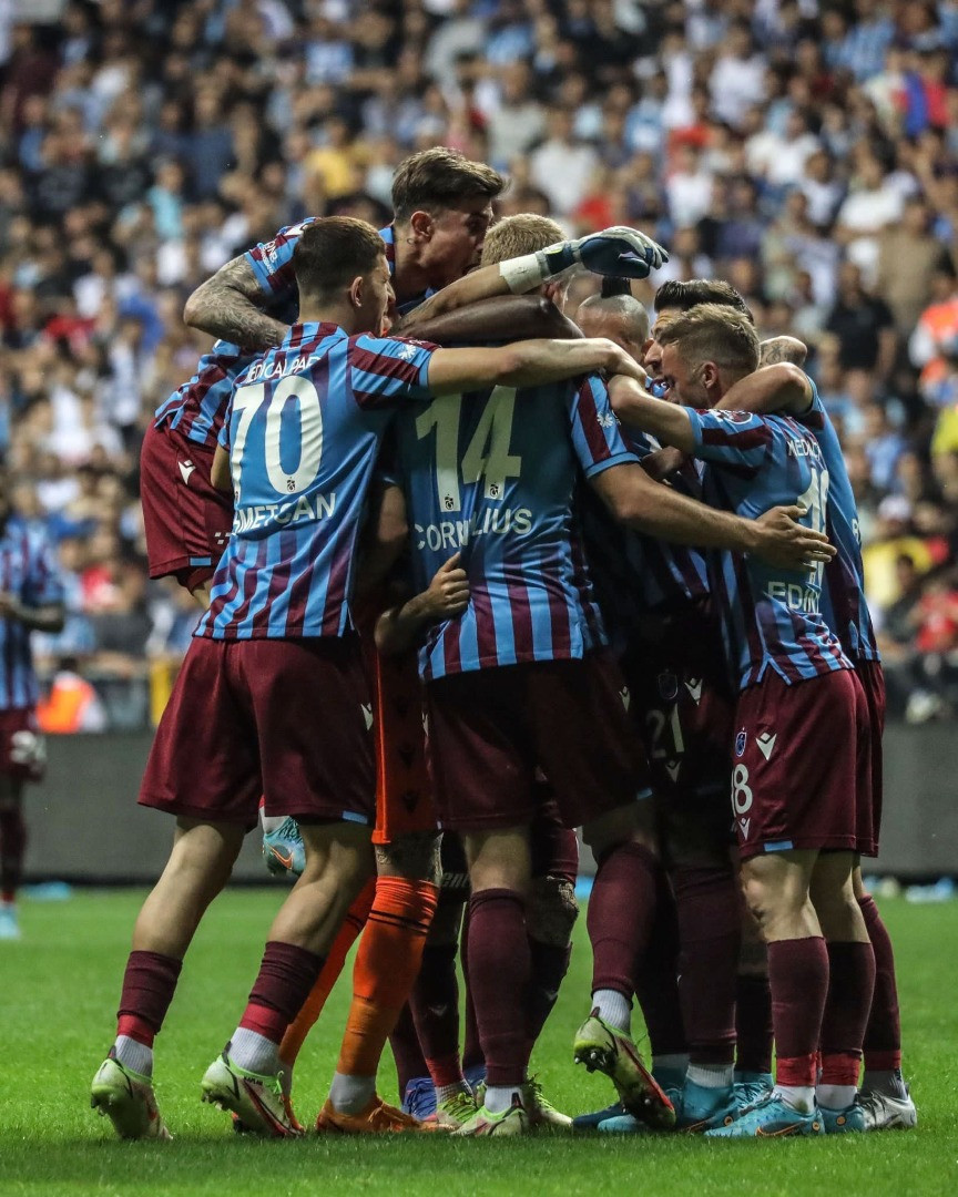 Trabzonspor şampiyonluk kutlamalarına başladı - Resim: 7