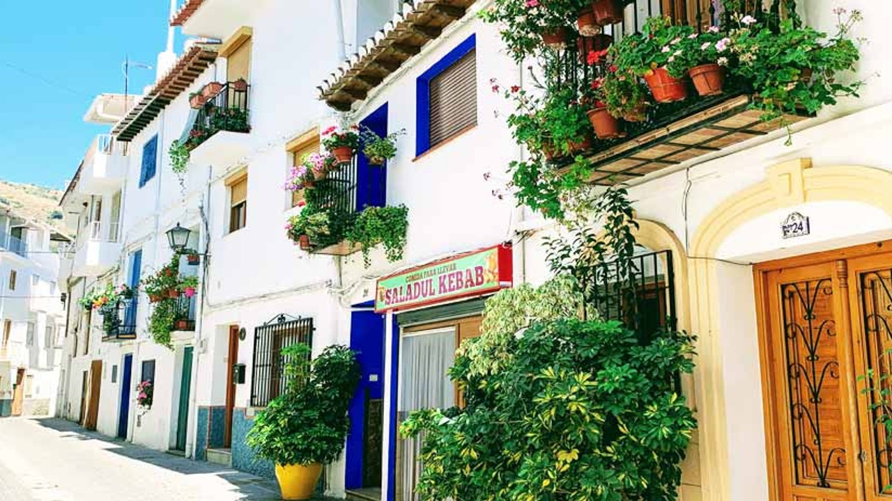 Dünyanın en ilginç yasaklar listesi. Bu şehirde ölmek yasak - Resim: 16