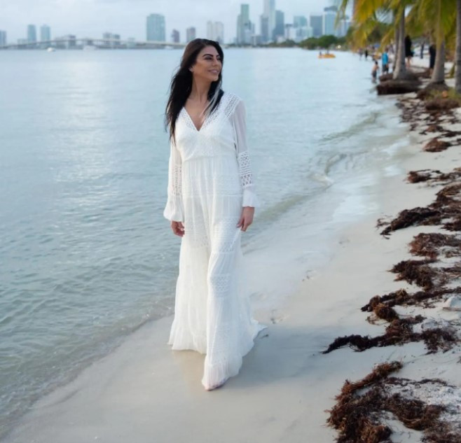 Sosyetik güzel Süreyya Yalçın, Pablo Escobar'ın malikanesinde yaşıyor - Resim: 11