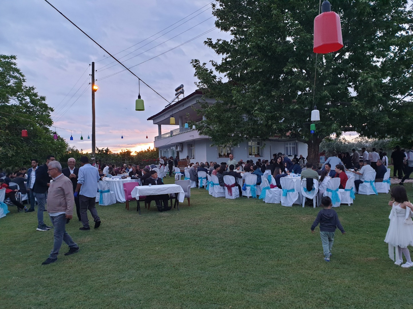 100 yaşına giren adama sürpriz doğum günü partisi - Resim: 15