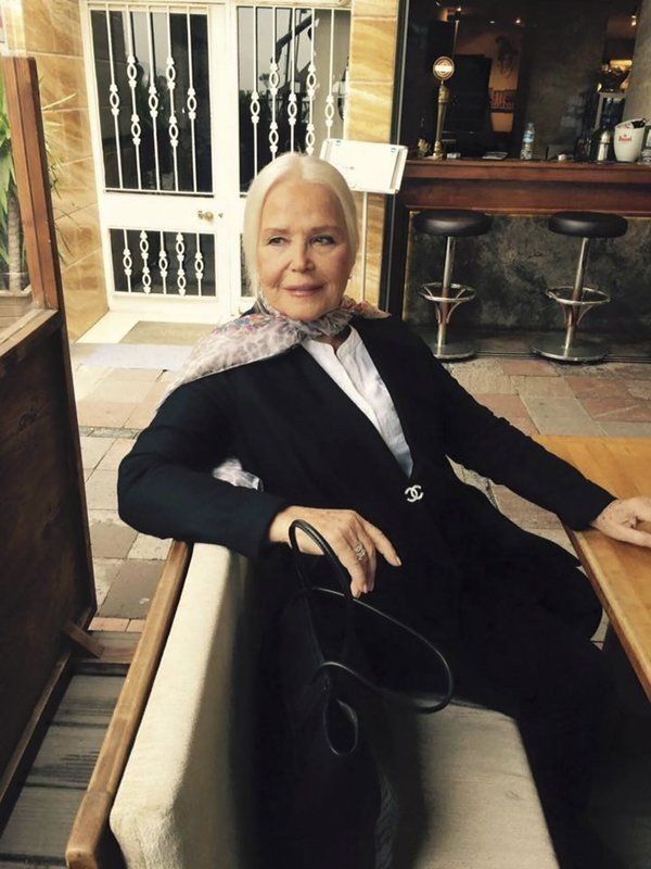 Gönül Yazar yasak aşk yaşadığı adamı açıkladı: Karısının evinde odam bile vardı! - Resim: 17